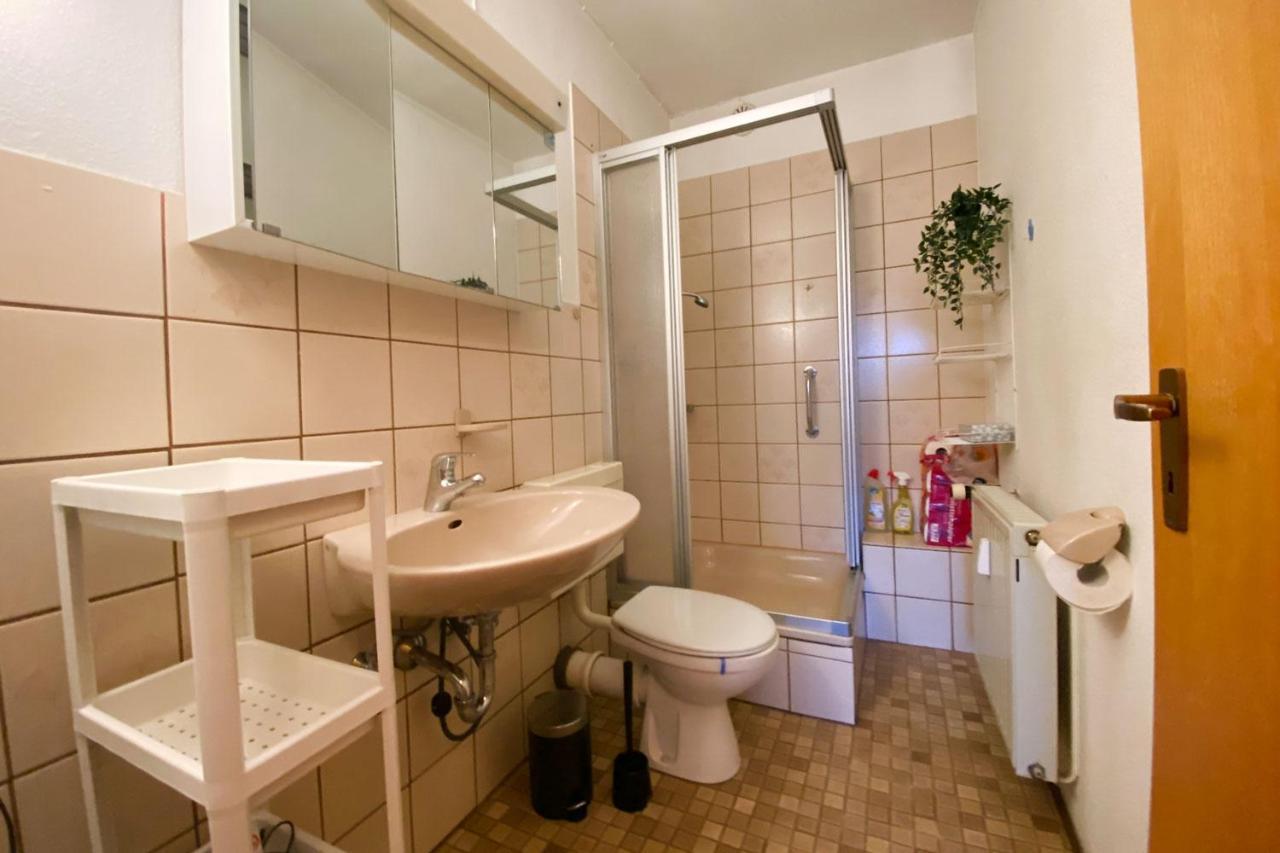 Cozy Apartment In Oberhausen Ngoại thất bức ảnh